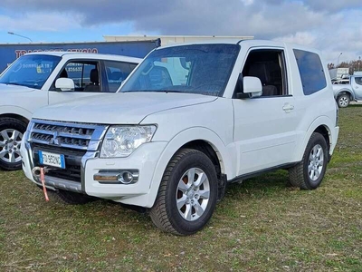 Usato 2016 Mitsubishi Pajero 3.2 Diesel 190 CV (19.999 €)