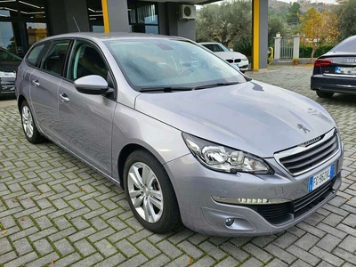 Usato 2016 Peugeot 308 1.6 Diesel 120 CV (8.500 €)