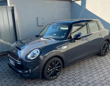 Usato 2019 Mini Cooper S 2.0 Benzin 192 CV (22.500 €)