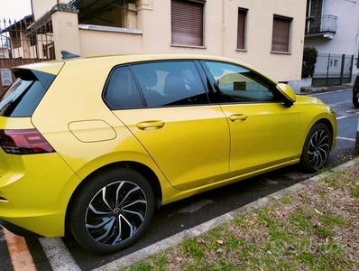 Usato 2020 VW Golf 1.5 Benzin 131 CV (20.000 €)