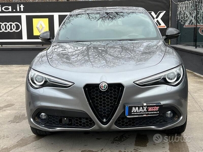 Usato 2022 Alfa Romeo Stelvio 2.1 Diesel 209 CV (39.500 €)