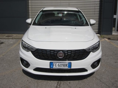 FIAT Tipo (2015-->)