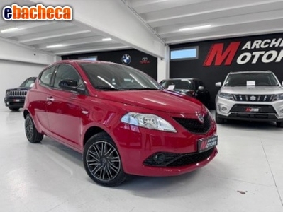 Lancia - ypsilon - 1.0..