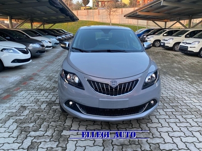 Lancia Ypsilon 1.0 FireFly