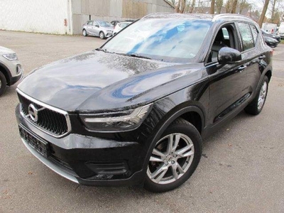 VOLVO XC40 D3 Geartronic Momentum Pro