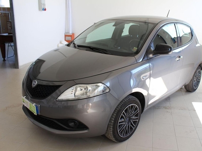 Lancia Ypsilon 1.2 69 CV