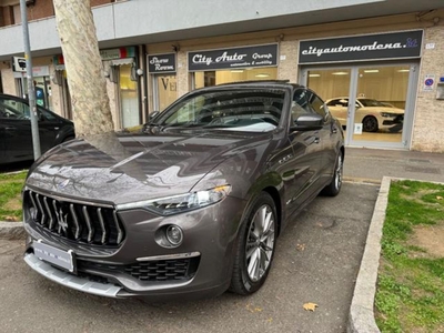 Maserati Levante Levante V6 Diesel 275 CV AWD Granlusso usato