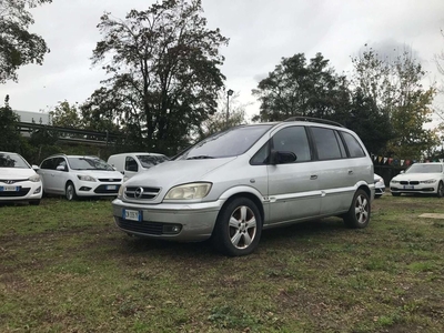 Opel Zafira 2.0 16V DI
