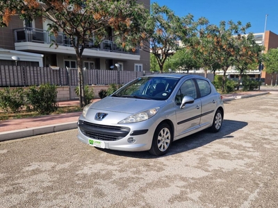 Peugeot 207 1.4 HDi 70CV