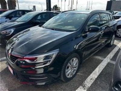 Renault Mégane Sporter Blue dCi 115 CV EDC Business del 2022 usata a San Benedetto del Tronto