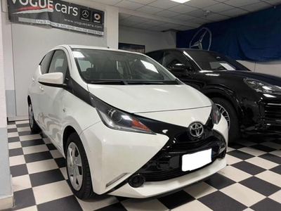 Toyota Aygo 1.0 VVT-i 69 CV 5 porte x-wave usato