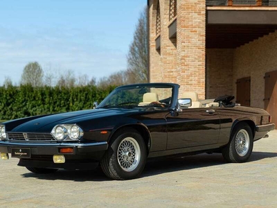 Usato 1988 Jaguar XJS 5.3 Benzin 299 CV (55.000 €)