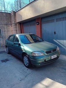 Usato 1998 Opel Astra 1.6 Benzin 101 CV (1.600 €)