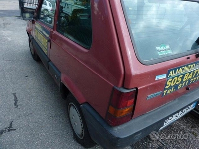 Usato 2001 Fiat Panda 1.1 Benzin 54 CV (900 €)