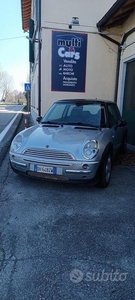 Usato 2001 Mini Cooper 1.6 Benzin 120 CV (3.500 €)