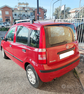 Usato 2004 Fiat Panda 1.1 Benzin 54 CV (2.600 €)