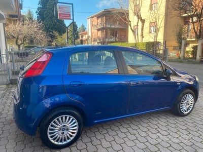 Usato 2006 Fiat Grande Punto 1.2 Benzin 65 CV (3.499 €)