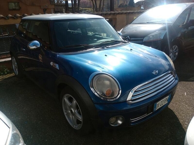 Usato 2007 Mini Cooper 1.6 Benzin 120 CV (2.999 €)