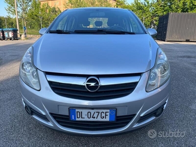 Usato 2007 Opel Corsa Diesel (3.950 €)