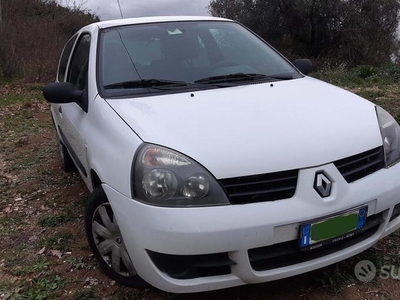 Usato 2007 Renault Clio 1.1 Benzin 58 CV (1.500 €)