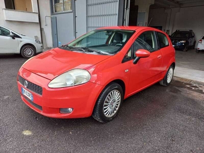 Usato 2008 Fiat Grande Punto 1.2 Benzin 65 CV (3.500 €)