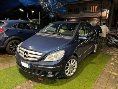 Usato 2008 Mercedes B200 2.0 Diesel 140 CV (6.900 €)