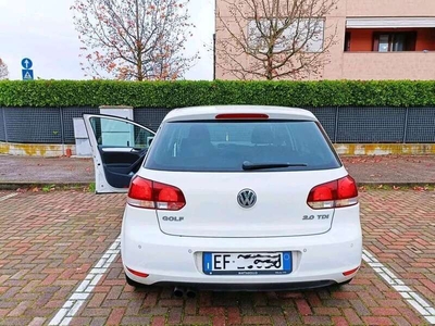 Usato 2010 VW Golf VI 2.0 Diesel 140 CV (8.000 €)