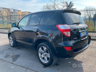 Usato 2011 Toyota RAV4 2.2 Diesel 177 CV (10.500 €)