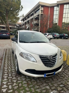 Usato 2012 Lancia Ypsilon 1.2 LPG_Hybrid 69 CV (5.800 €)