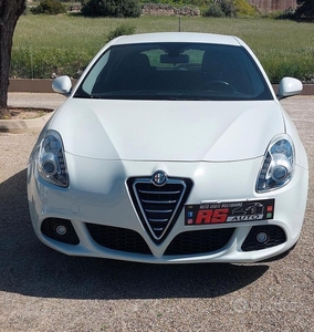 Usato 2013 Alfa Romeo Giulietta 1.6 Diesel 105 CV (8.900 €)