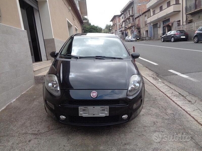 Usato 2013 Fiat Punto 1.2 Diesel 75 CV (6.290 €)