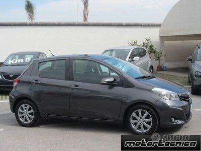 Usato 2013 Toyota Yaris 1.4 Diesel 90 CV (9.800 €)