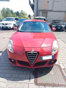 Usato 2014 Alfa Romeo Giulietta 1.4 Benzin 170 CV (10.800 €)