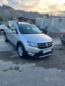 Usato 2014 Dacia Sandero 1.5 Diesel 90 CV (7.900 €)