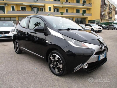 Usato 2014 Toyota Aygo 1.0 Diesel 69 CV (7.999 €)