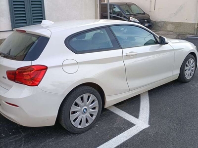 Usato 2015 BMW 116 1.5 Benzin 109 CV (10.200 €)