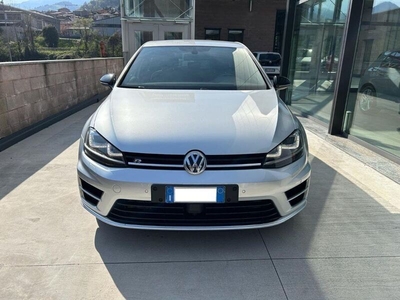 Usato 2015 VW Golf VII 2.0 Benzin 303 CV (21.000 €)