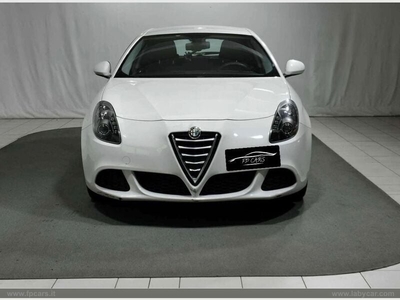 Usato 2016 Alfa Romeo Giulietta 1.6 Diesel 105 CV (7.400 €)