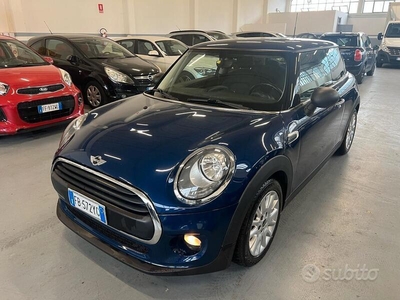 Usato 2016 Mini ONE 1.2 Benzin 102 CV (8.900 €)