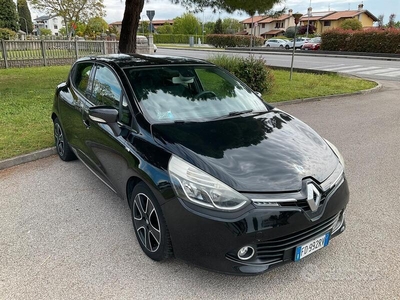 Usato 2016 Renault Clio IV 1.5 Diesel 90 CV (8.900 €)