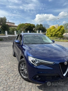 Usato 2017 Alfa Romeo Stelvio 2.1 Diesel 179 CV (18.500 €)