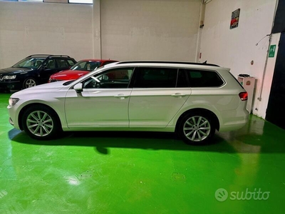 Usato 2017 VW Passat 1.6 Diesel 120 CV (15.800 €)