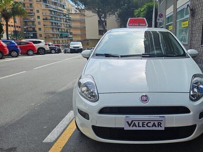 Usato 2018 Fiat Punto Evo 1.2 Benzin 69 CV (7.990 €)