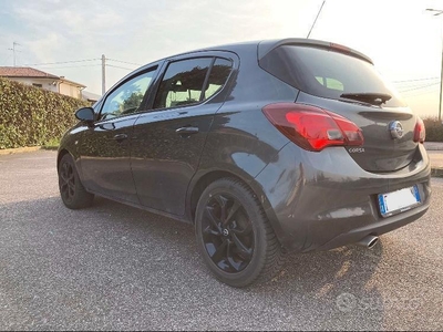 Usato 2018 Opel Corsa 1.4 Benzin 75 CV (9.900 €)