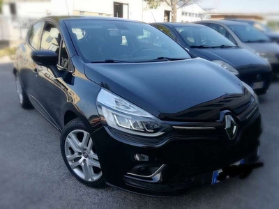 Usato 2018 Renault Clio IV 1.5 Diesel 75 CV (12.500 €)