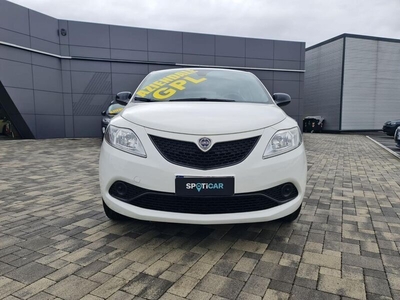 Usato 2019 Lancia Ypsilon 1.2 LPG_Hybrid 69 CV (11.000 €)