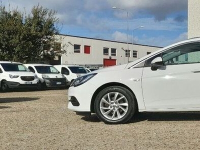 Usato 2019 Opel Astra 1.5 Diesel 105 CV (13.800 €)