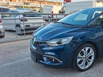 Usato 2019 Renault Scénic IV 1.7 Diesel 120 CV (14.900 €)