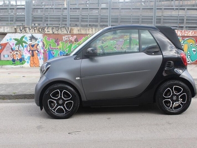 Usato 2019 Smart ForTwo Cabrio 0.9 Benzin 90 CV (12.900 €)