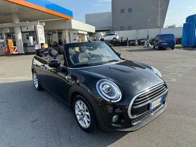 Usato 2020 Mini Cooper Cabriolet 1.5 Benzin 136 CV (23.950 €)